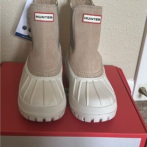 Hunter Tan and Cream Boots
